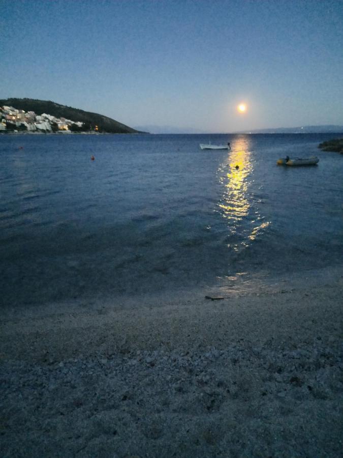 Ema * Trogir